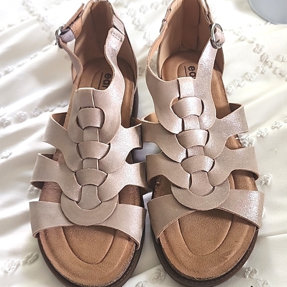 New Earth Dale Leather Sandals Size 6 - Picture 7 of 7